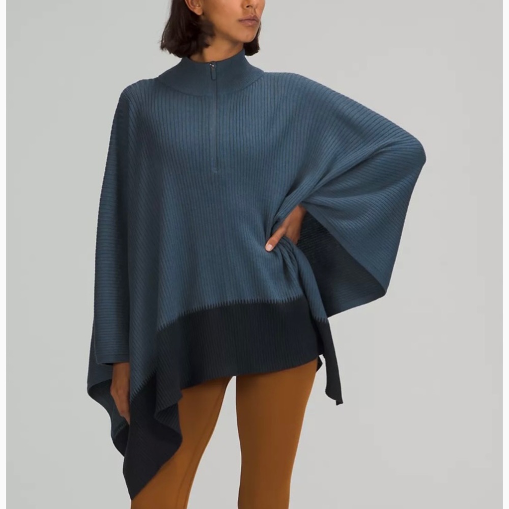 Lululemon On The Go Poncho-One size